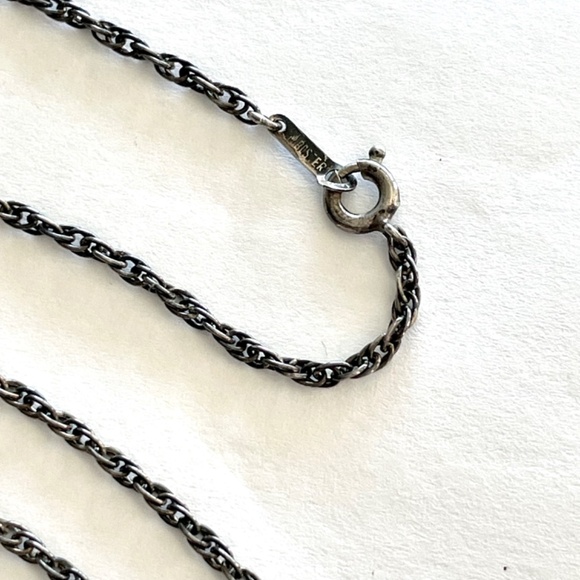 Vintage Amber Necklace - Picture 5 of 17